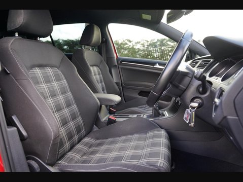 Volkswagen Golf 2.0 TDI BlueMotion Tech GTD Euro 6 (s/s) 5dr 21