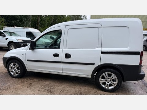 Vauxhall Combo 1.3 CDTi 1700 16v Panel Van 3dr Diesel Manual (134 g/km, 69 bhp) 18