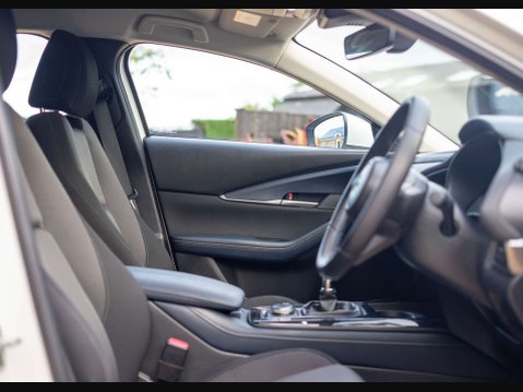 Mazda CX-30 2.0 CX-30 SE-L Luxury MHEV 5dr 37