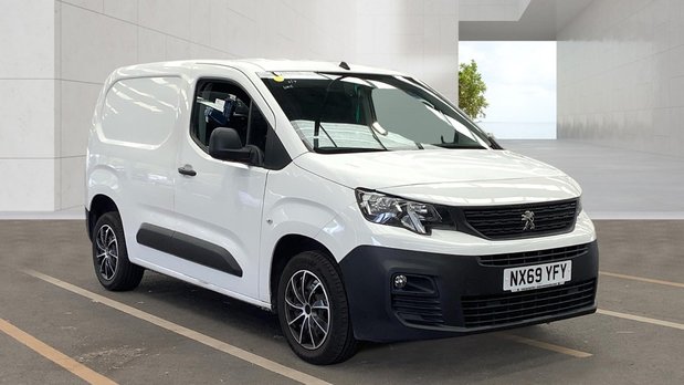 Peugeot Partner SWB L1H1 Low Roof Professional Air Con Sensors Cam EURO 6 NO VAT 2