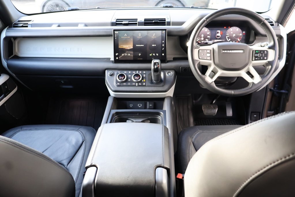 Land Rover Defender 110 D300 HARD TOP COMMERCIAL  X-DYNAMIC HSE GENUINE REAR SEATS  SEEKER STYLED 24