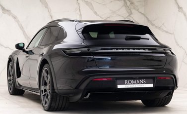 Porsche Taycan 4 CROSS TURISMO 4