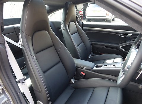 Porsche 911 (991) Carrera 4S 12