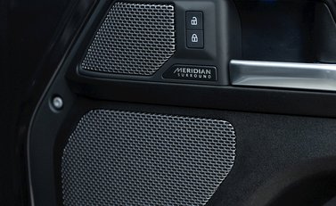Land Rover Defender 110 V8 21