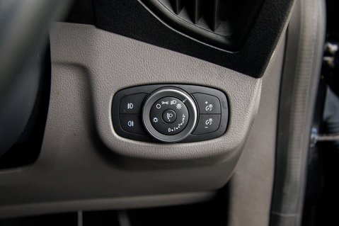 Ford Tourneo Connect TITANIUM TDCI 11