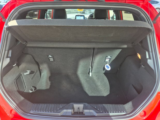 Ford Fiesta 1.0 ecoboost ST-LINE X 9