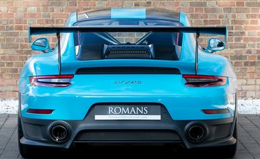 Porsche 911 (991) GT2 RS 5