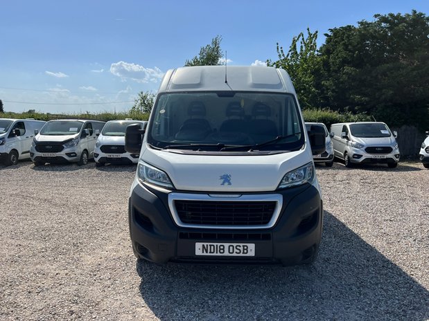 Peugeot Boxer MWB L2H2 Medium Roof 350 Air Con Nav EURO 6 NO VAT 3
