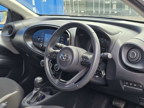 Toyota Aygo X 1.0 VVT-i Pure Hatchback 5dr Petrol x-shift Euro 6 (s/s) (72 ps) 48