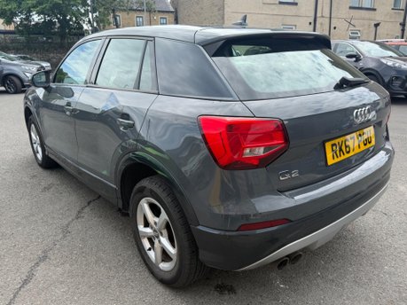 Audi Q2 TFSI SE 5