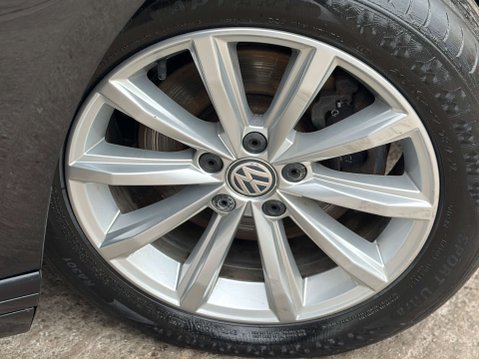 Volkswagen Passat 2.0 Passat SE Business TDI BlueMotion Technology Semi-Auto 5dr 9