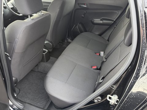 Suzuki Swift 1.2 Dualjet 83 12V Hybrid SZ-T 5dr Auto 37