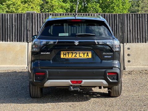Suzuki S-Cross ULTRA BOOSTERJET ALLGRIP MHEV 8