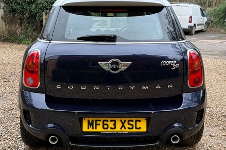 Mini Countryman COOPER SD 17