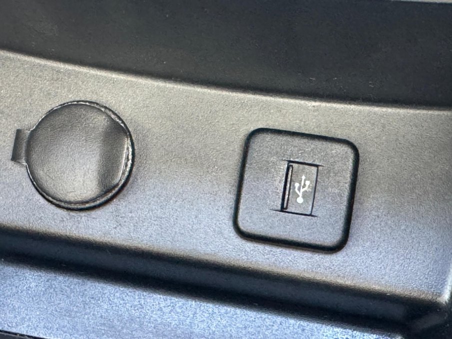 2015 Suzuki Vitara — image 31