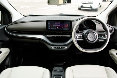 Fiat 500e LA PRIMA 3