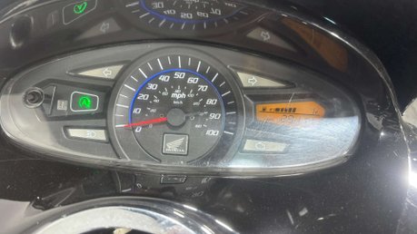 Honda PCX WW 2013 29K NEW MOT 125CC LEARNER SCOOTER SERVICED WARRANTY 9