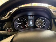 Nissan Qashqai 1.6 dCi Tekna SUV 5dr Diesel XTRON 2WD Euro 5 (s/s) (130 ps) 18