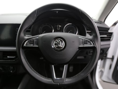 Skoda Kamiq 1.0 TSI SE Euro 6 (s/s) 5dr 10