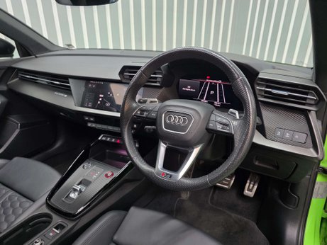 Audi RS3 2.5 TFSI Vorsprung Saloon 4dr Petrol S Tronic quattro Euro 6 (s/s) (400 ps) 18