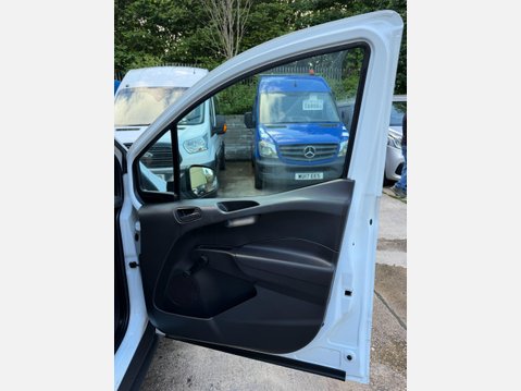 Ford Transit Courier 1.5 TDCi Panel Van 5dr Diesel Manual L1 Euro 6 (75 ps) 31