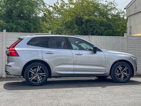 Volvo XC60 2.0 B4 MHEV R-Design SUV 5dr Diesel Hybrid Auto AW 6