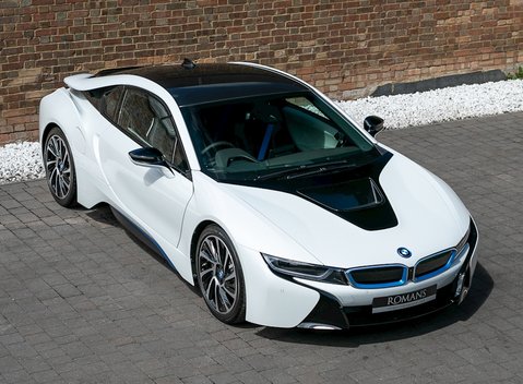 BMW I8 10