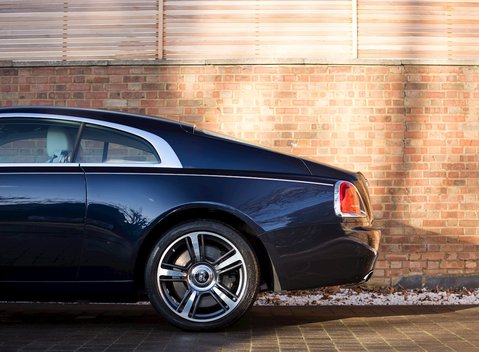 Rolls-Royce Wraith 7