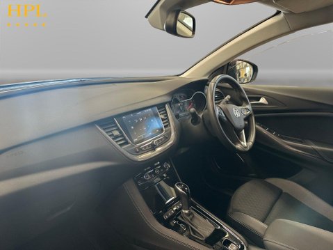 Vauxhall Grandland X 1.2 Turbo SRi Nav SUV 5dr Petrol Auto Euro 6 (s/s) (130 ps) 15