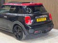 Mini Hatch 2.0 John Cooper Works Auto 3dr 34