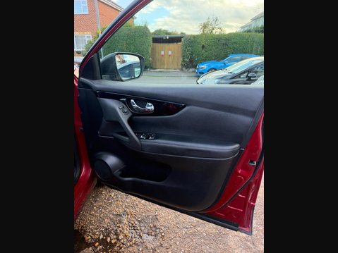 Nissan Qashqai 1.5 dCi Acenta Premium Euro 6 (s/s) 5dr 17