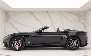 Aston Martin DBS Superleggera Volante 2
