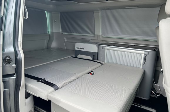 Volkswagen California BEACH 2.0 TDI AUTO CAMPERVAN 48