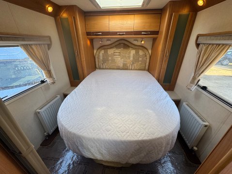 Autocruise Oakmont ISLAND BEDROOM, 4 BERTH COACH BUILT 23