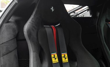 Ferrari 488 Pista 13