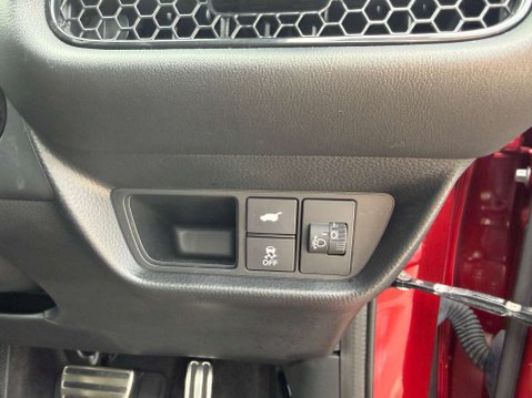Honda ZR-V 2.0 ZR-V Sport i-MMD CVT 5dr 35