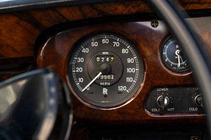 Rolls-Royce Silver Cloud III DHC Adaptation 19