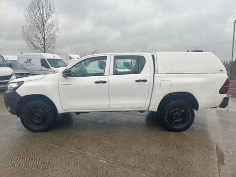 Toyota Hilux ACTIVE 4WD D-4D DCB 6