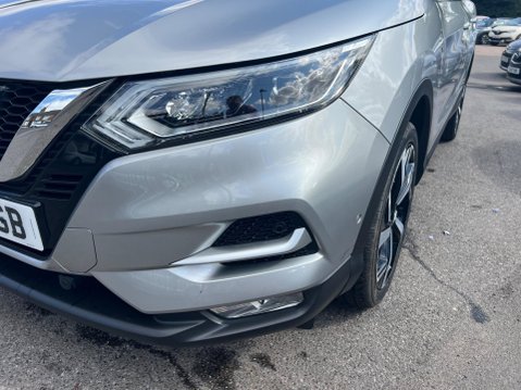 Nissan Qashqai 1.2 DIG-T Tekna Euro 6 (s/s) 5dr 10