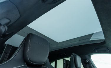 Porsche Taycan TURBO S CROSS TURISMO 30