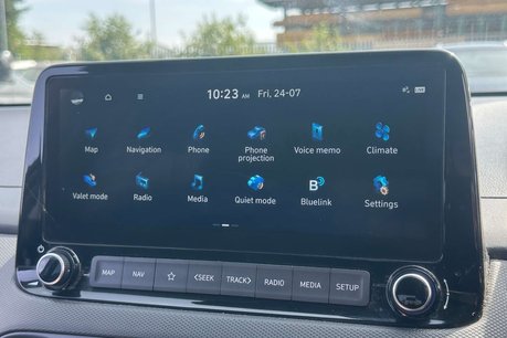 Hyundai KONA 1.0 T-GDi MHEV Premium SUV 5dr Petrol Hybrid Manual Euro 6 (s/s) (120 ps) 40