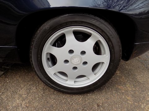 Porsche 928 GT 44
