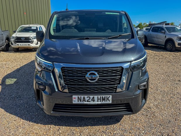 Nissan Primastar SWB L1H1 [ SOLD MT ] Low Roof Tekna Air Con Alloys Camera Sensors EURO 6 NO 3