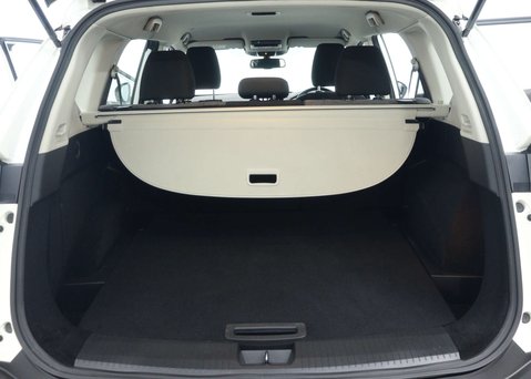 Nissan X-Trail 1.5 h e-POWER Acenta Premium SUV 5dr Petrol Hybrid Auto Euro 6 (s/s) (204 p 48