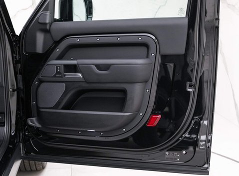 Land Rover Defender 3.0 D300 MHEV X Auto 4WD Euro 6 (s/s) 3dr 14