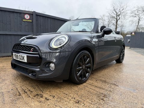 Mini Convertible 2.0 Cooper S Auto 2dr 9