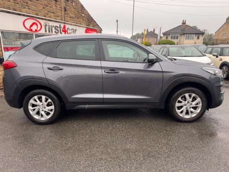 Hyundai TUCSON GDI SE NAV 8