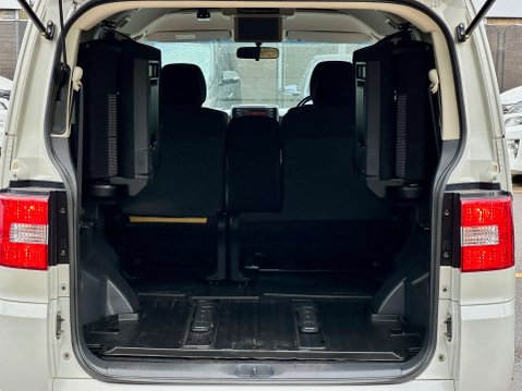 Mitsubishi Delica Roadest 73