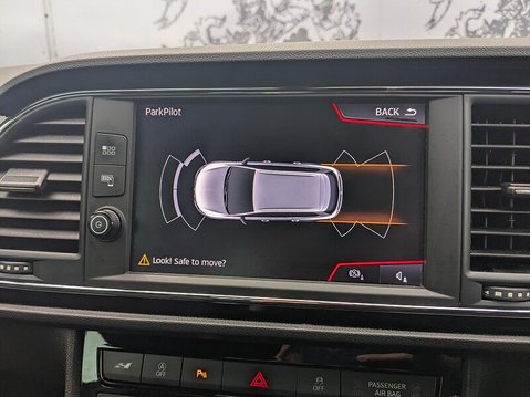 SEAT Leon TSI CUPRA LUX 4DRIVE DSG 32