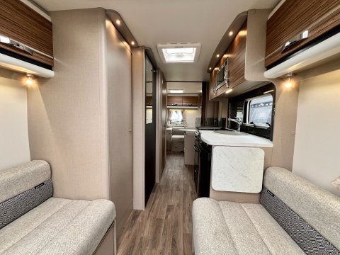 Swift Eccles 590 AL 18